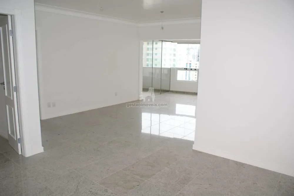 Residencial  Dell Valle apartamento 03 suítes alto padrão 