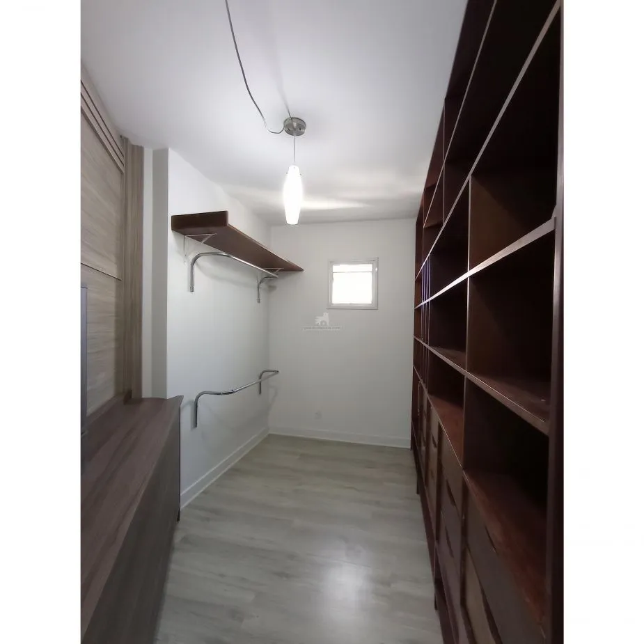 Porto Atlântico apartamento mobiliado 4 suítes em Itajaí frente centro eventos