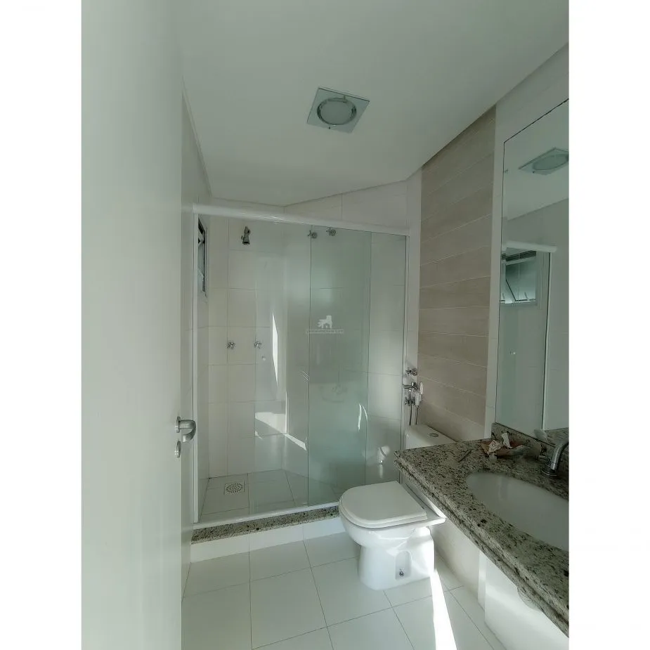 Porto Atlântico apartamento mobiliado 4 suítes em Itajaí frente centro eventos