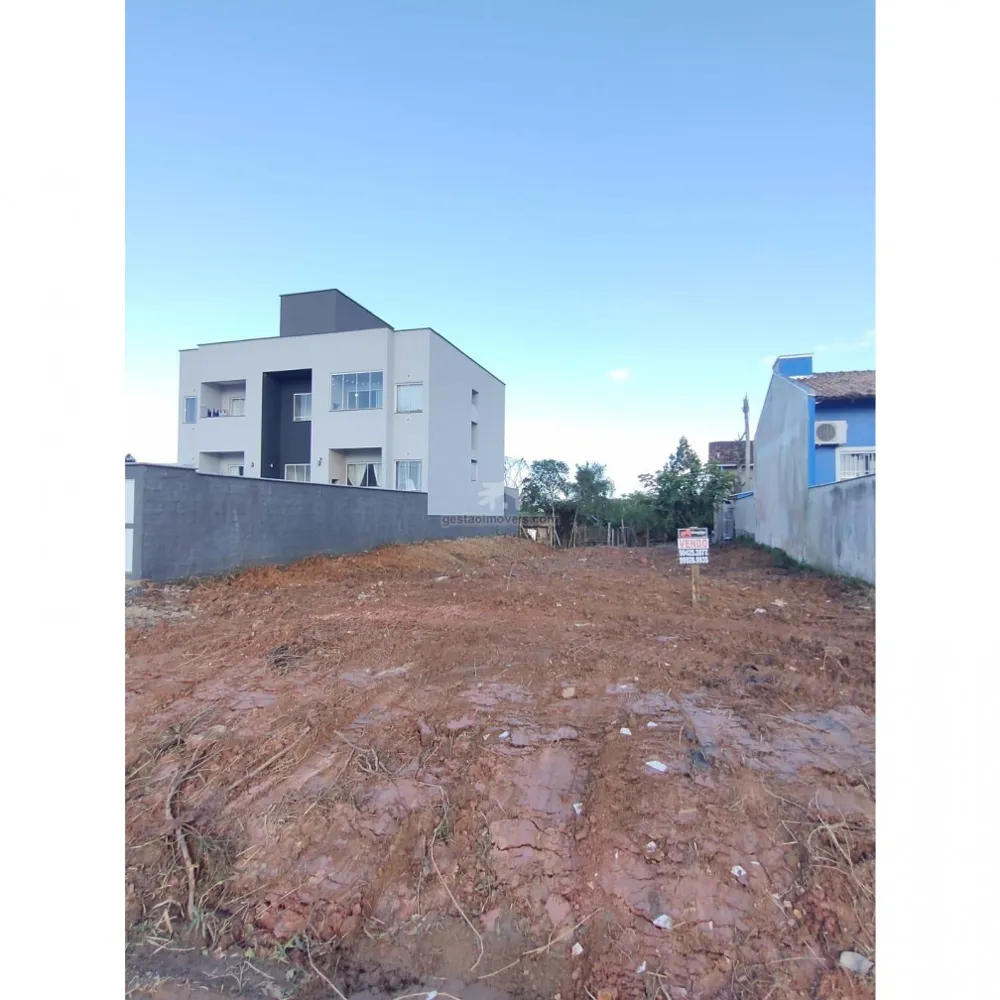 Terreno com 300mts² a venda em Barra Vella no Bairro Itajuba