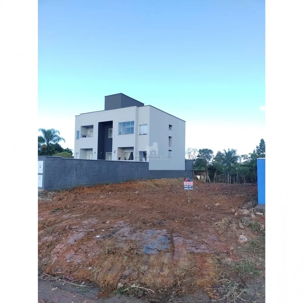 Terreno com 300mts² a venda em Barra Vella no Bairro Itajuba