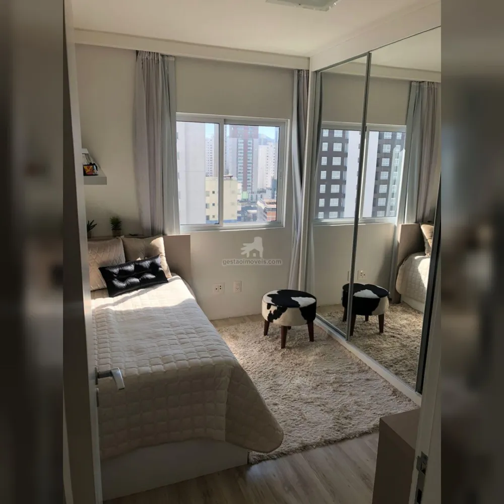Apartamento 2 suítes para Locação Anual no bairro Centro em Balneário Camboriú