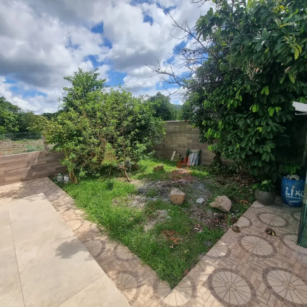 Casa 2 quartos com Piscina no Bairro Sta Regina em  Camboriú