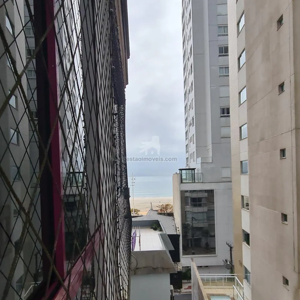 Apartamento 2 quartos a 95 metros da praia Central em Balneário Camboriú