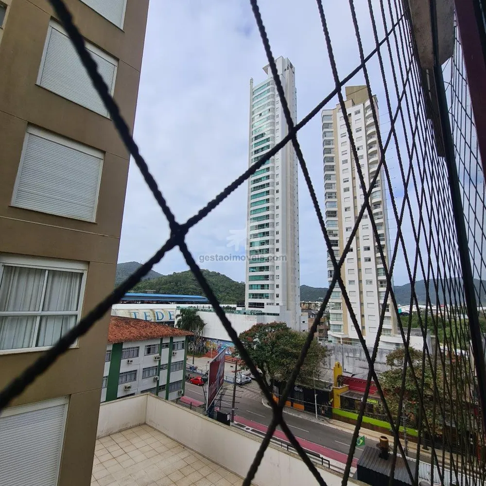 Apartamento 2 quartos a 95 metros da praia Central em Balneário Camboriú