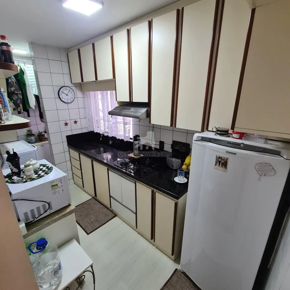 Apartamento 2 quartos a 95 metros da praia Central em Balneário Camboriú