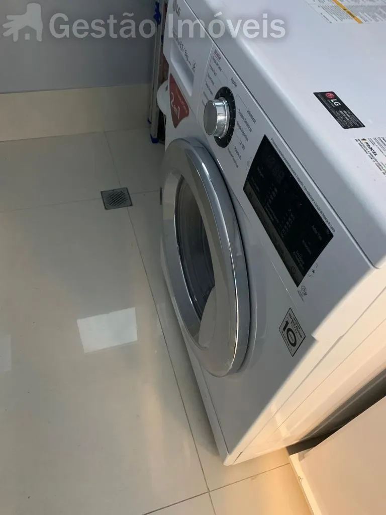 Apartamento de Luxo Frente Mar para locação anual em Balneário Camboriú