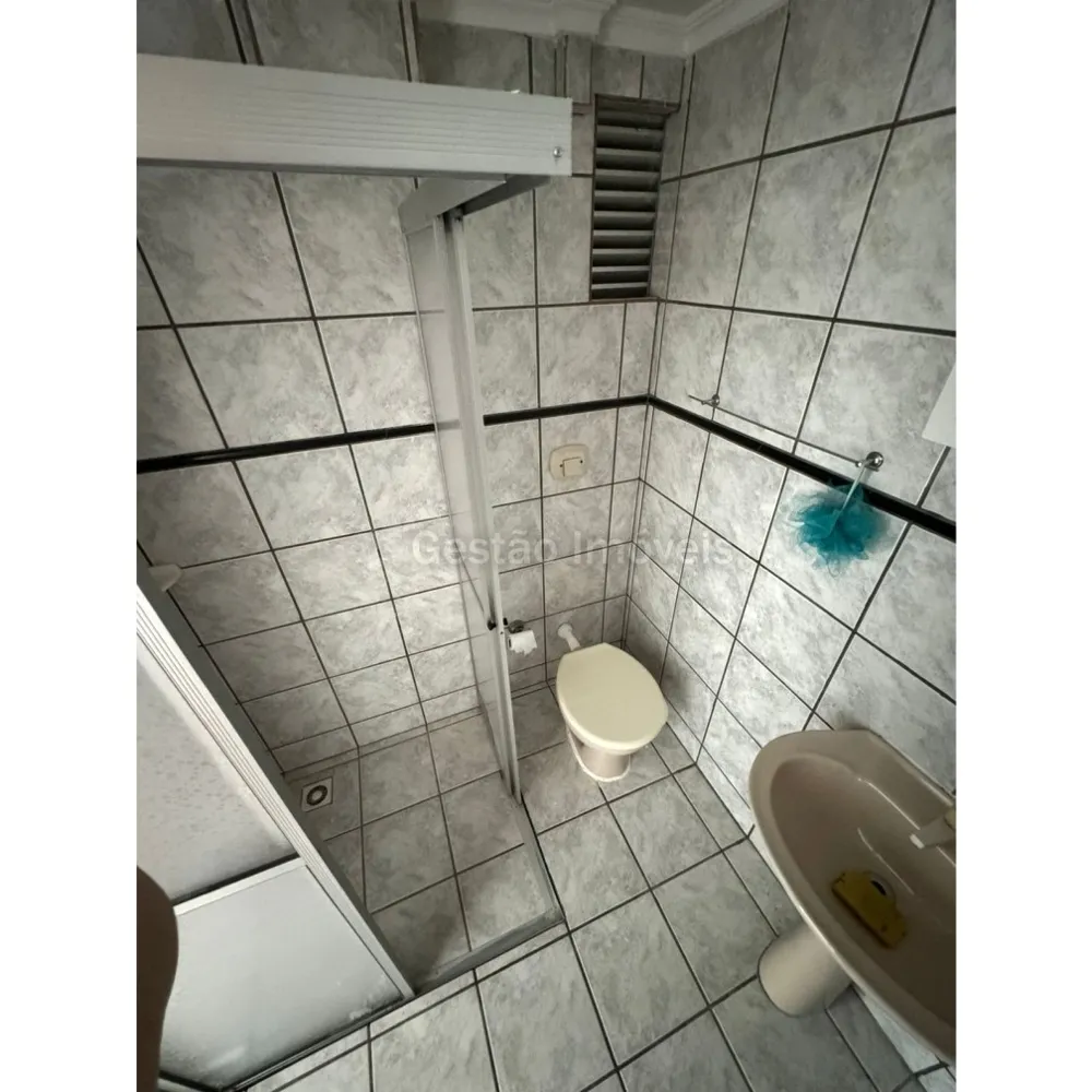 Apartamento 2 quartos para Locação Anual no bairro Centro em Balneário Camboriú