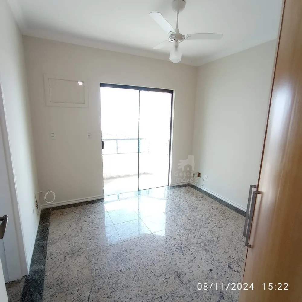 LIndo Apartamento com 3 suítes para Venda no bairro Fazenda em Itajaí