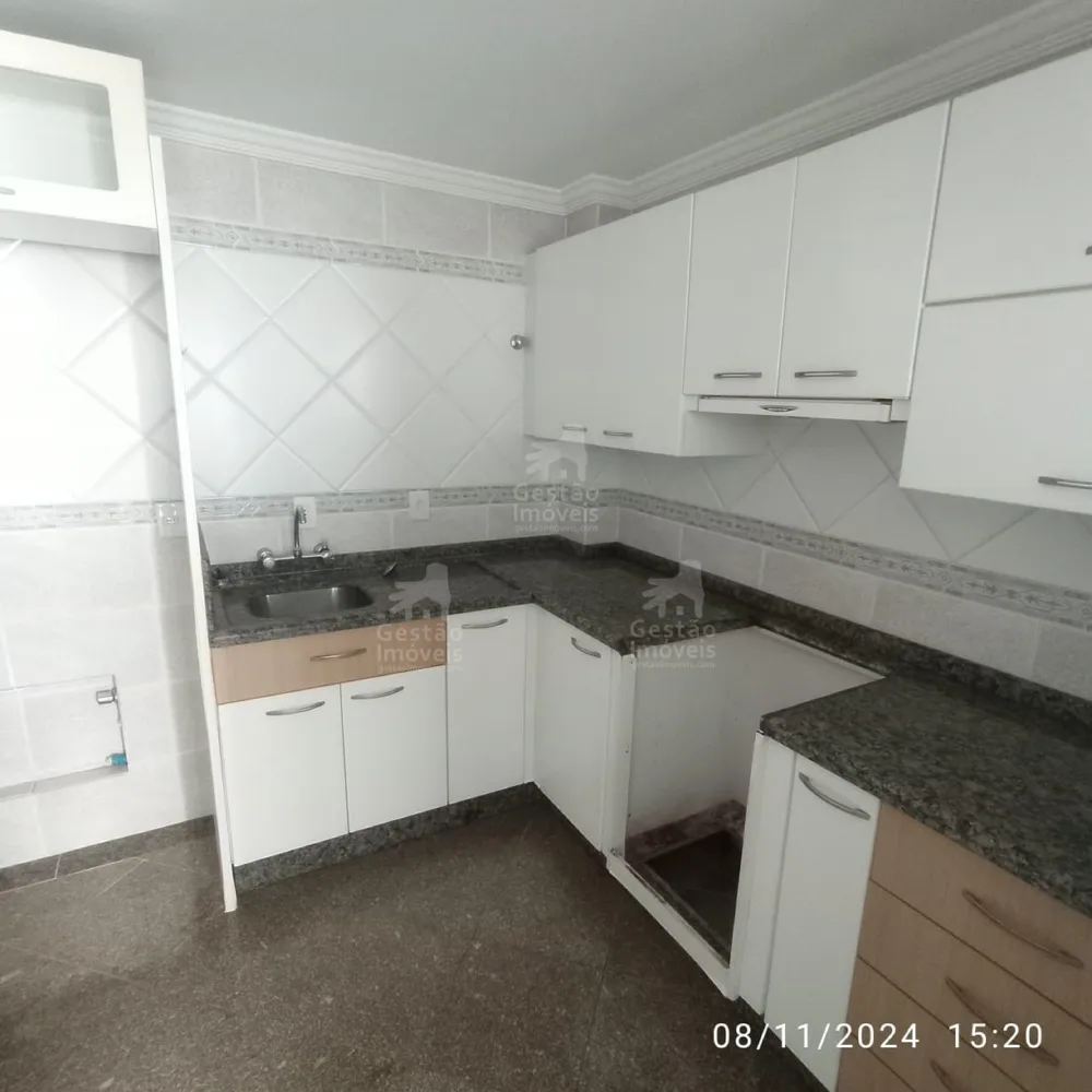 LIndo Apartamento com 3 suítes para Venda no bairro Fazenda em Itajaí