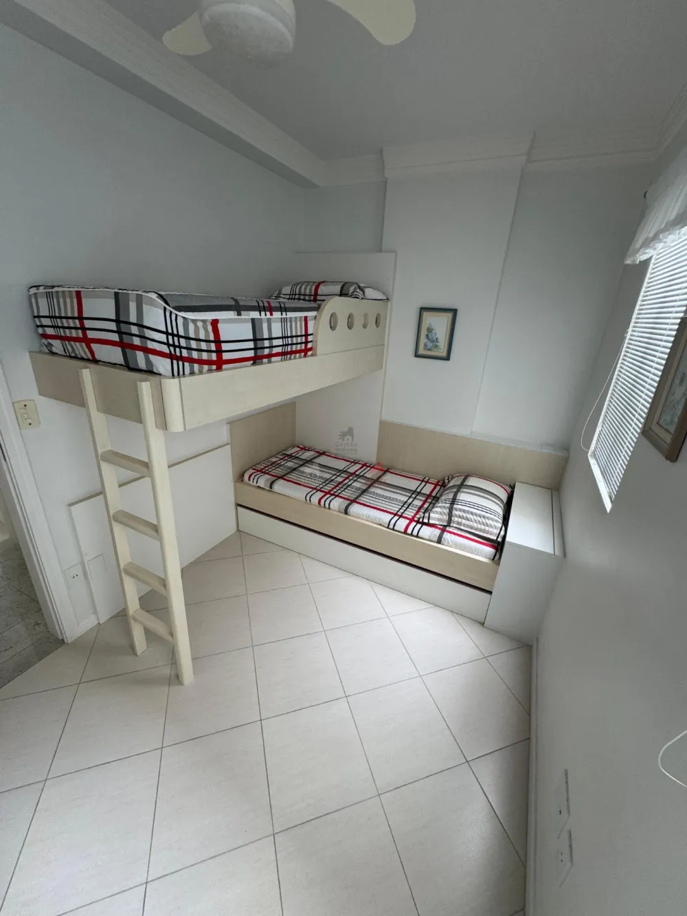 Oportunidade imperdível!! Apartamento VISTA MAR com 4 quartos para Venda em  Balneário Camboriú