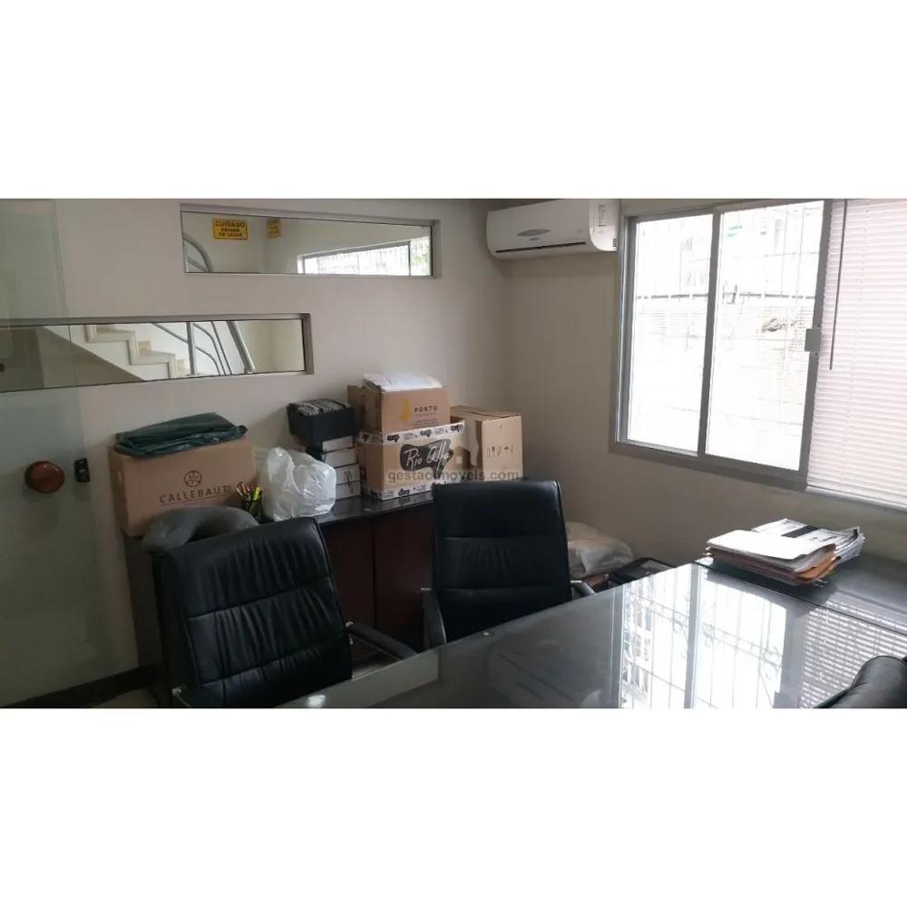 Sobrado Comercial Mobiliado no Centro de Balneário Camboriú