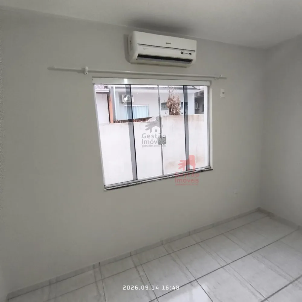 Apartamento 2 quartos para Locação Anual no bairro Rio Pequeno em Camboriú
