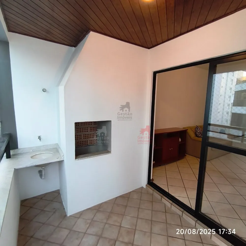 Apartamento 2 quartos para Locação Anual no bairro Centro em Balneário Camboriú