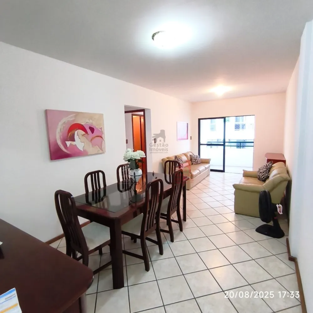 Apartamento 2 quartos para Locação Anual no bairro Centro em Balneário Camboriú