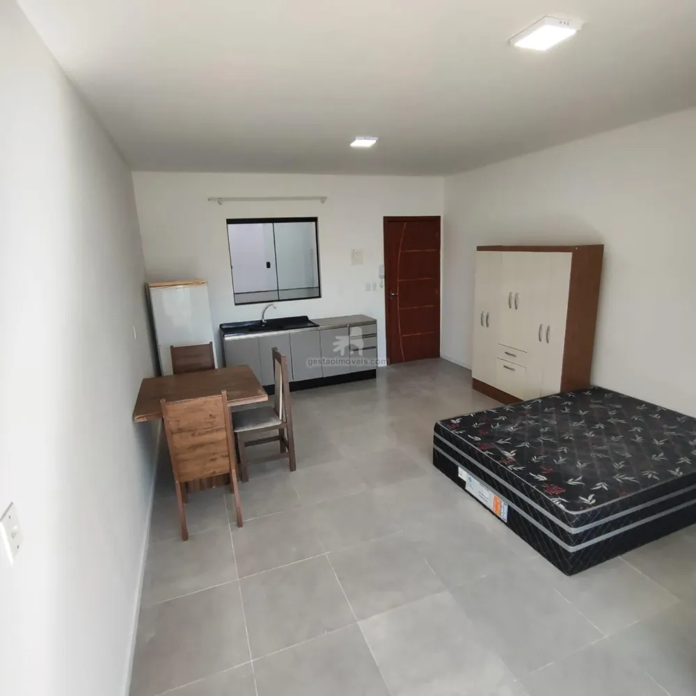 Apartamento 1 quarto para Locação Anual no bairro Municípios em Balneário Camboriú