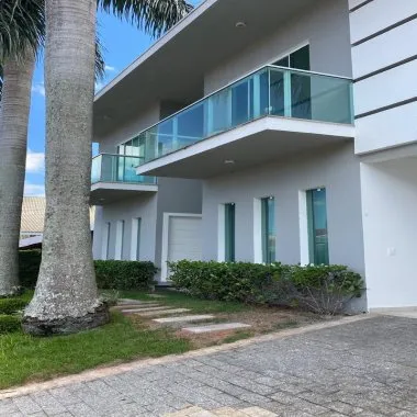 Mansão Exclusiva à Venda no Condomínio Vila Rica – Balneário Camboriú/SC