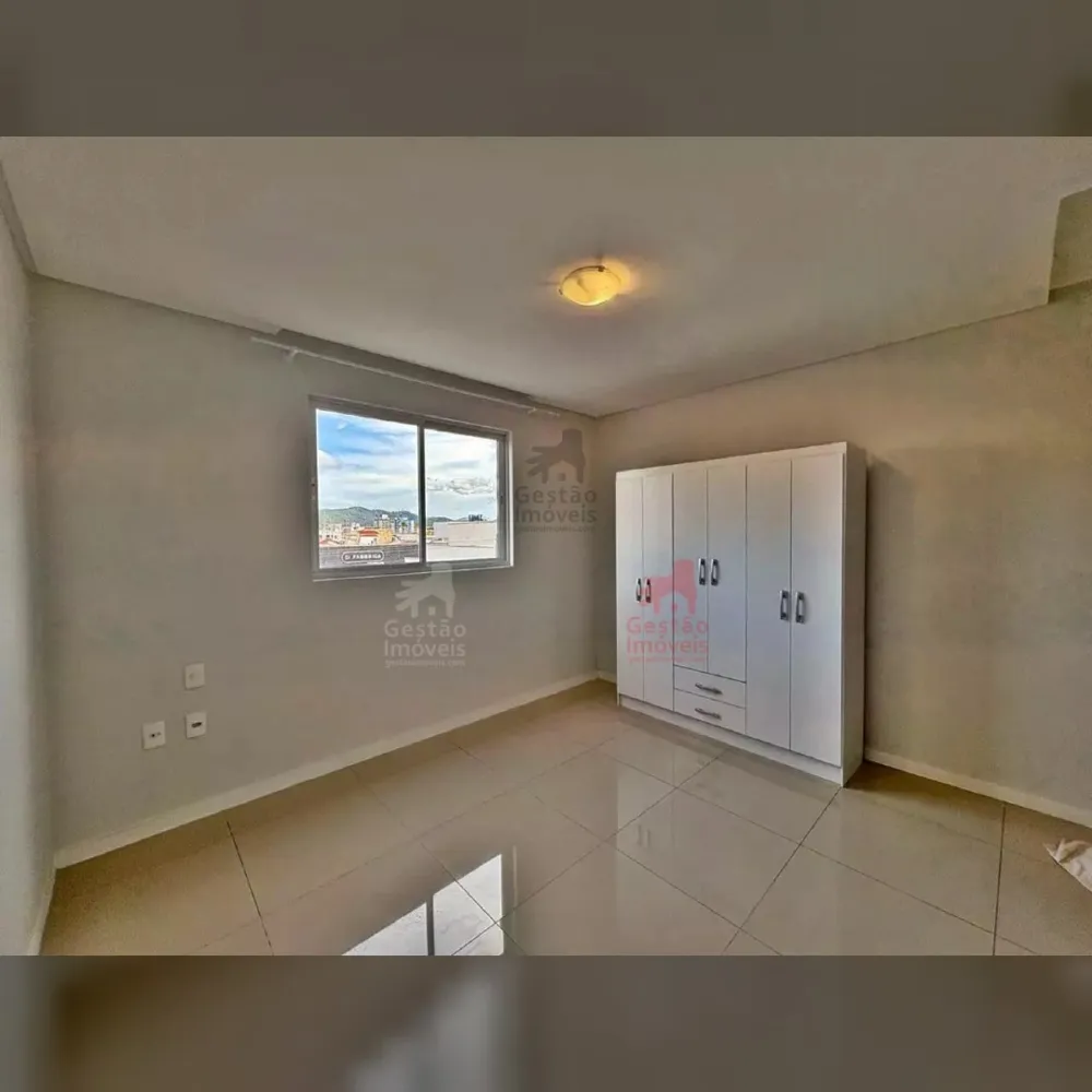 Apartamento Diferenciado com 2 quartos no Centro de BC