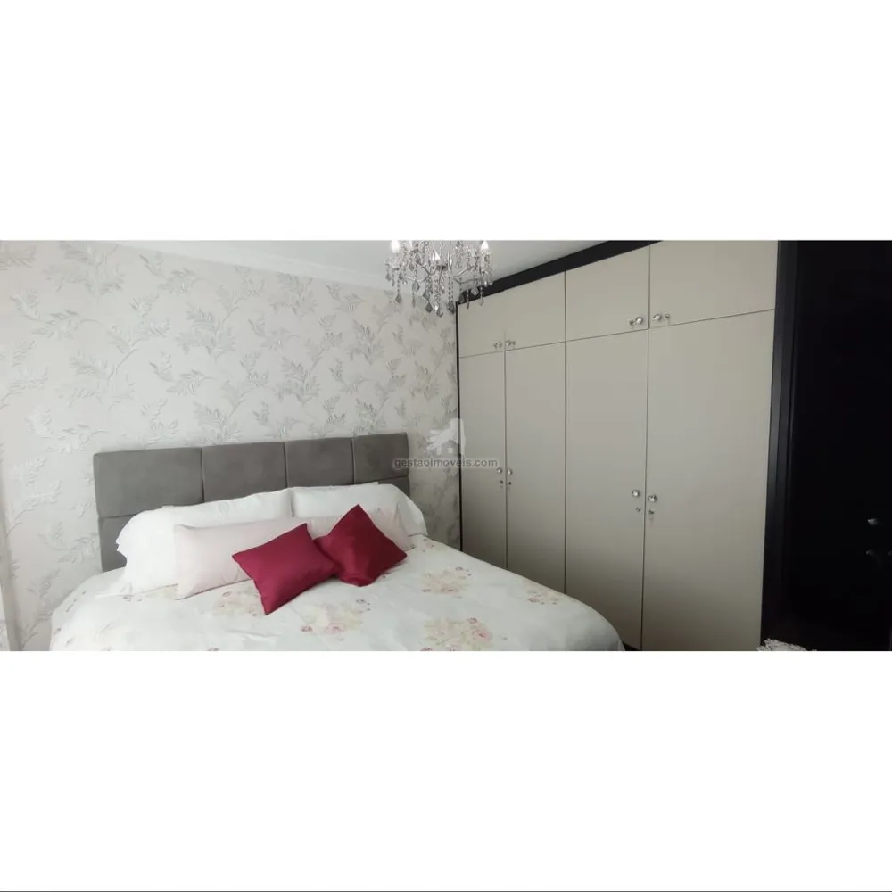 Ótimo Apartamento 3 quartos, Localizado no Centro - Quadra Mar! 