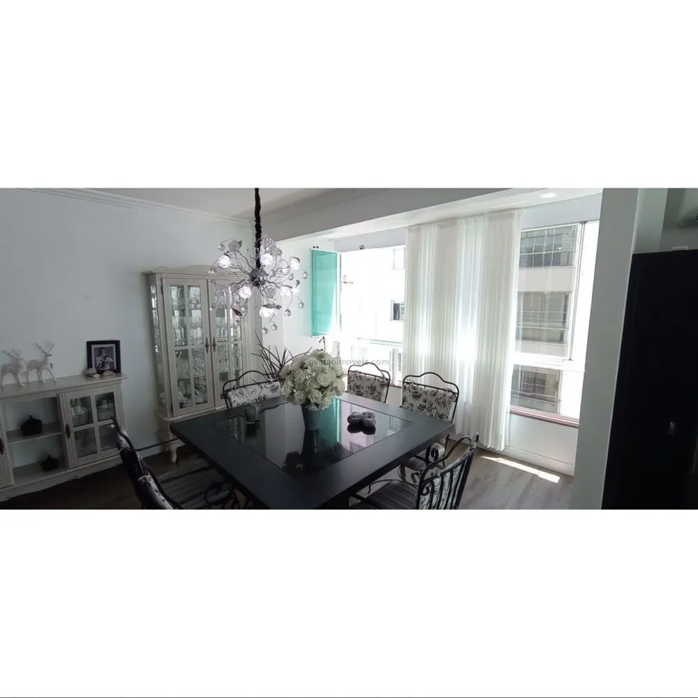 Ótimo Apartamento 3 quartos, Localizado no Centro - Quadra Mar! 
