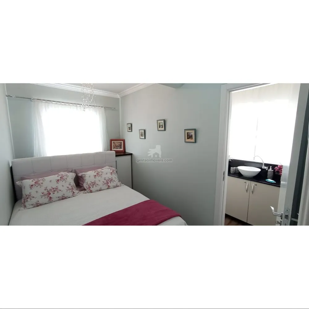 Ótimo Apartamento 3 quartos, Localizado no Centro - Quadra Mar! 