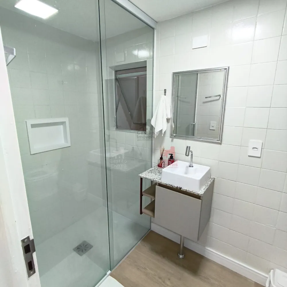 Apartamento 4 quartos sendo 2 suítes a venda no Centro de BC