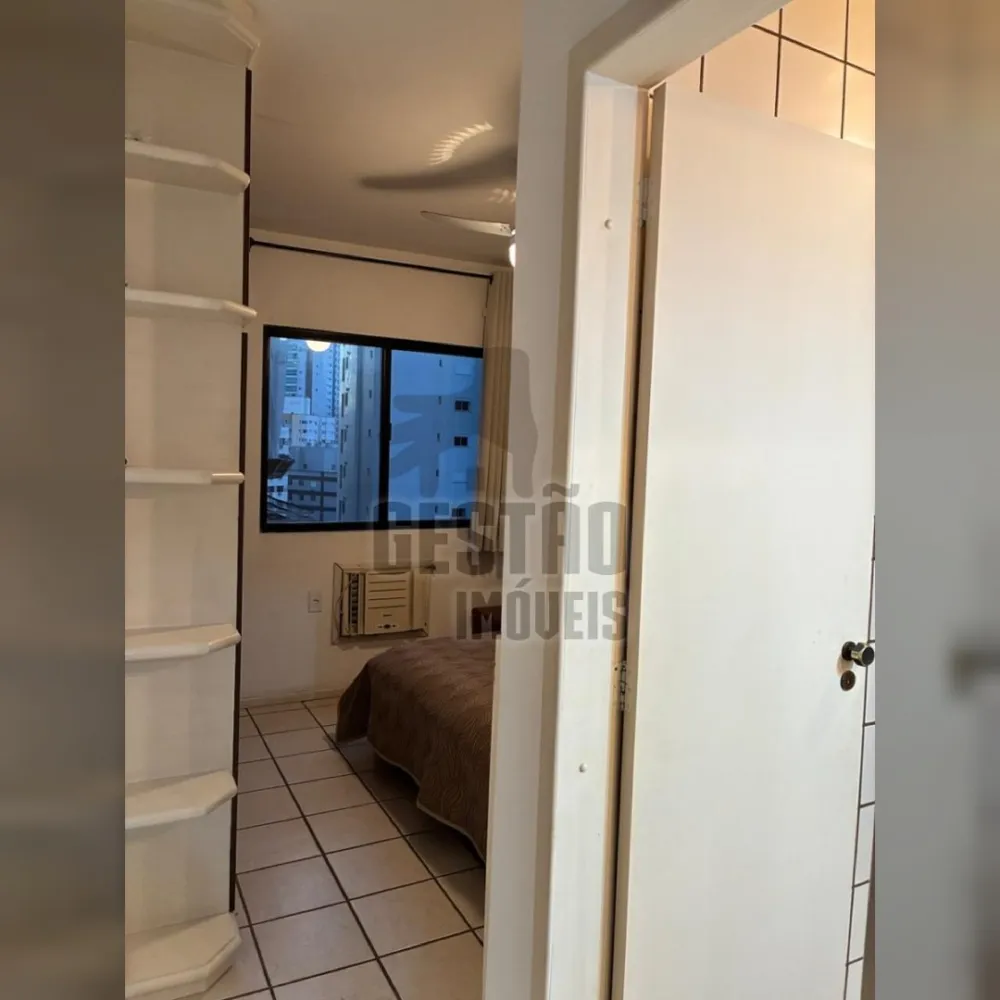Venda de apartamento quadra mar com 3 quartos no centro de BC