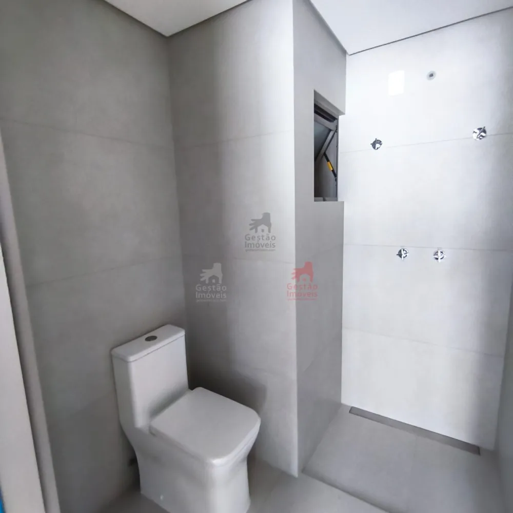 Apartamento 2 dormitórios, sendo uma suíte, para Venda na Praia Brava! 