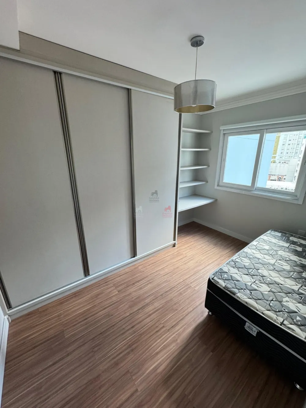 Oportunidade!!! Apartamento 3 quartos Vista Mar no Centro de Balneário Camboriú 