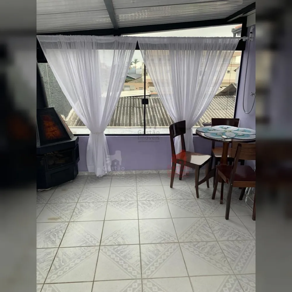 Casa Locação Anual - Centro Navegantes