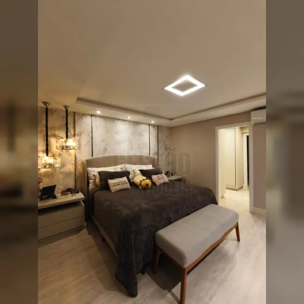 Apartamento 5 suítes para Locação Anual no bairro Centro em Itajaí