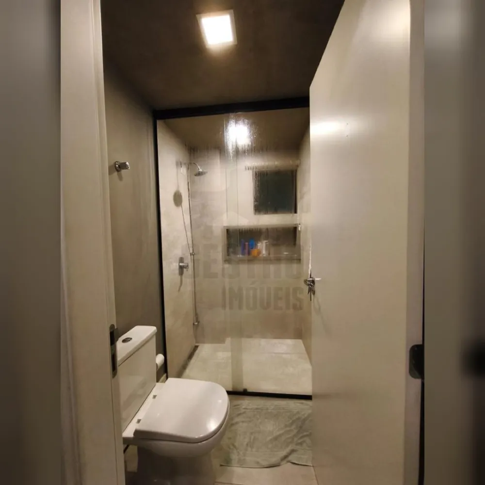 Apartamento 5 suítes para Locação Anual no bairro Centro em Itajaí