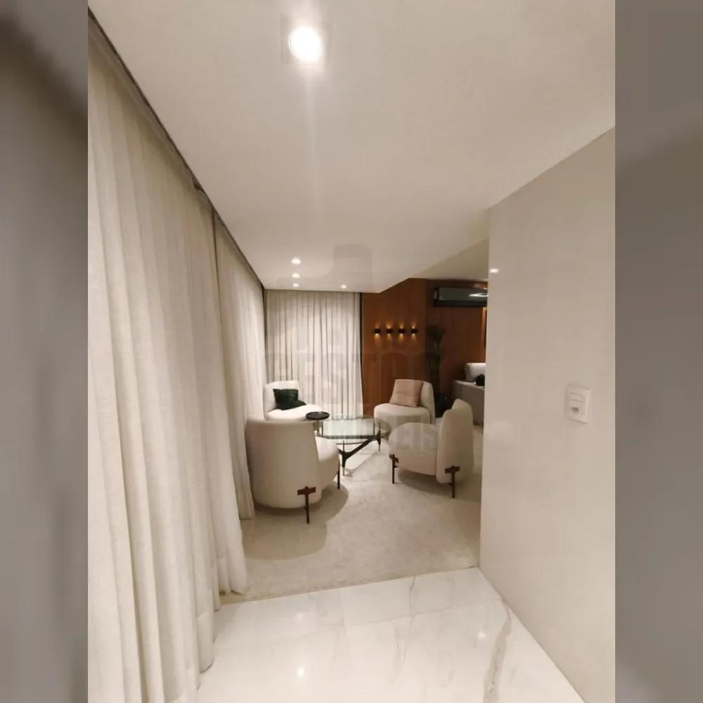 Apartamento 5 suítes para Locação Anual no bairro Centro em Itajaí
