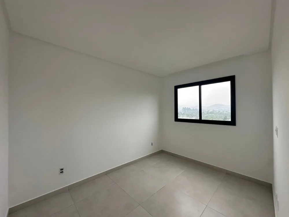 Apartamento 2 quartos para Locação Anual no bairro Centro em Camboriú