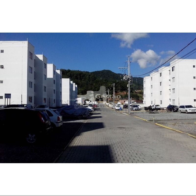 Apartamento 2 quartos para venda no Residencial Maria Helena