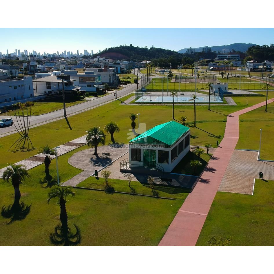 Casa, 3 quartos, 252 m² - Foto 26