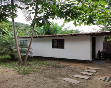 Casa para locação anual no bairro Estaleiro em Balneário Camboriú