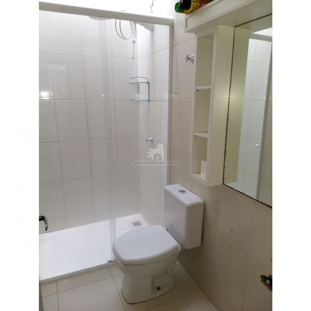 Sobrado com 2 quartos na Rua Cabul em Camboriú