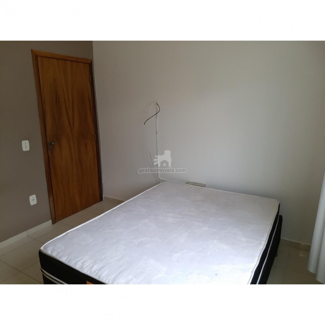 Sobrado com 2 quartos na Rua Cabul em Camboriú