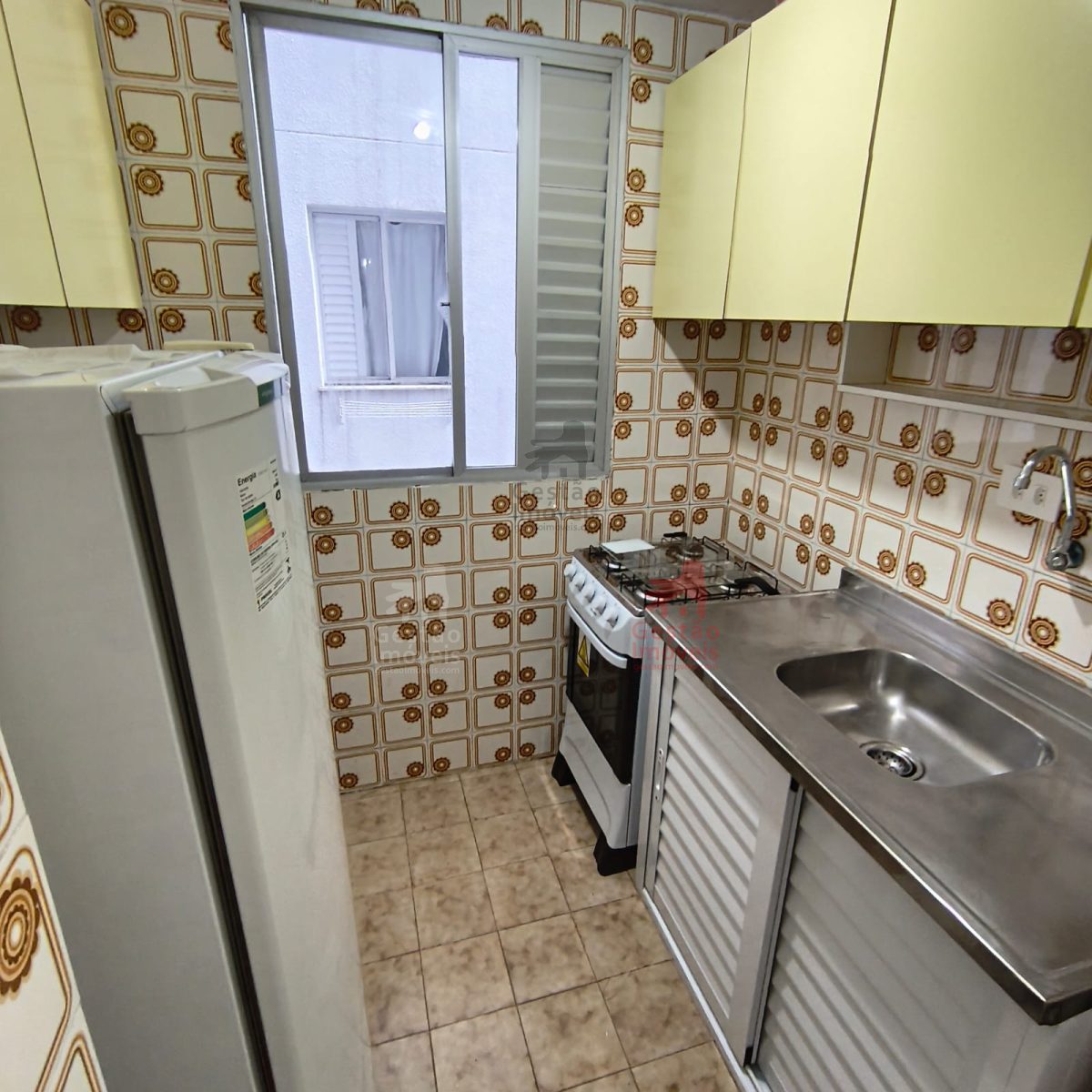 Apto 1 dormitório mobiliado com elevador Balneário Camboriú