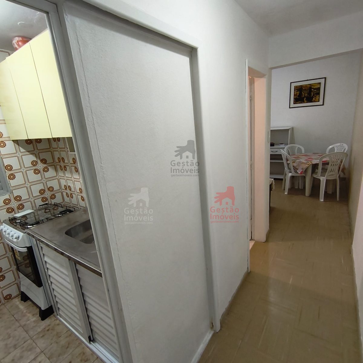 Apto 1 dormitório mobiliado com elevador Balneário Camboriú