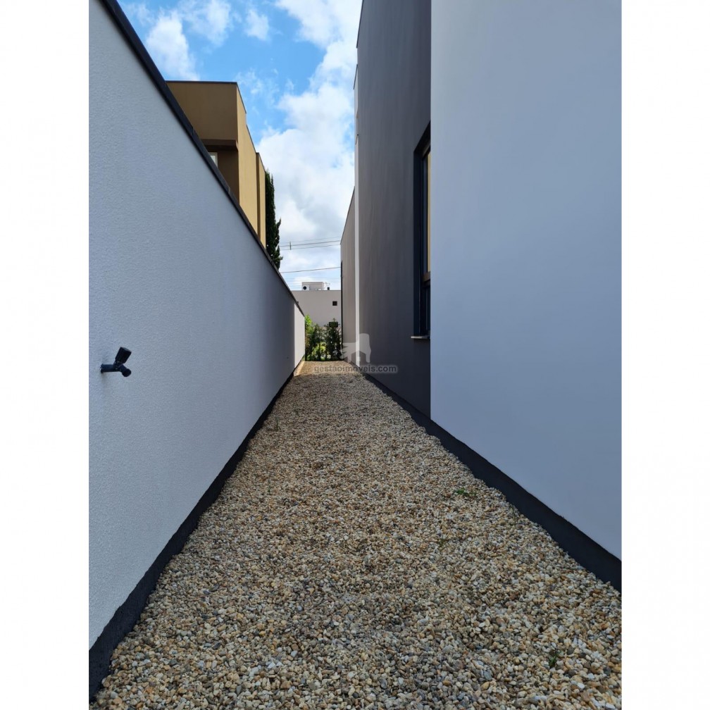 Casa, 4 quartos, 286 m² - Foto 9