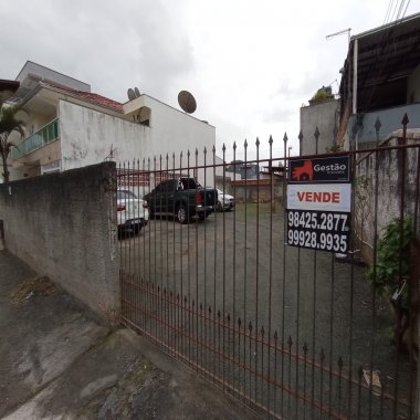 Otimo lote de frente para Rua Biguaçu, prontinho para construir !