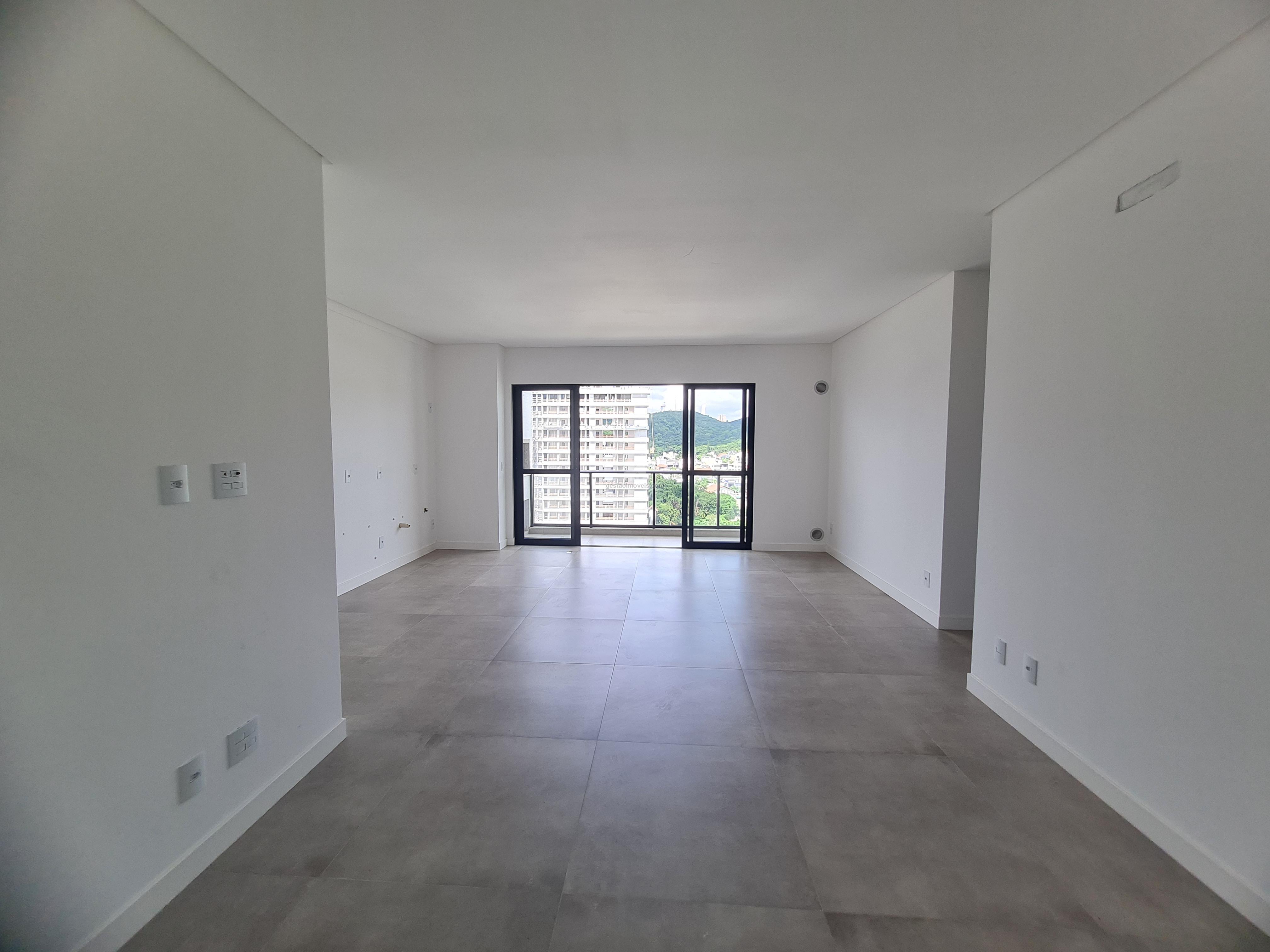 Apartamento à venda com 3 quartos, 118m² - Foto 13