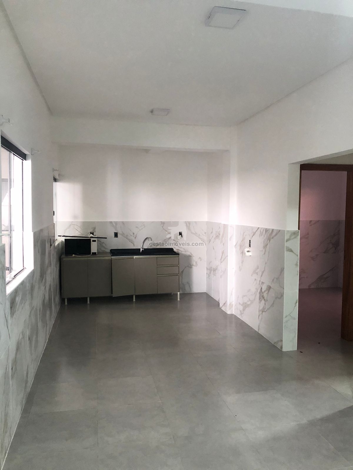 Apartamento dois dormitórios para locação no bairro municipios