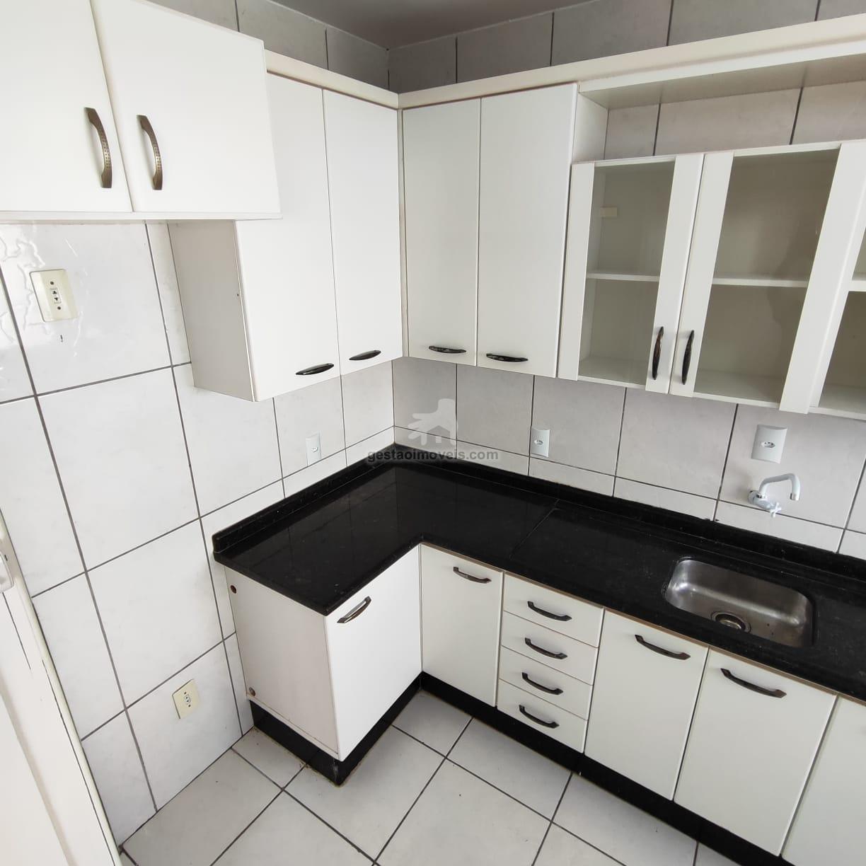 Apartamento à venda com 3 quartos, 85m² - Foto 4