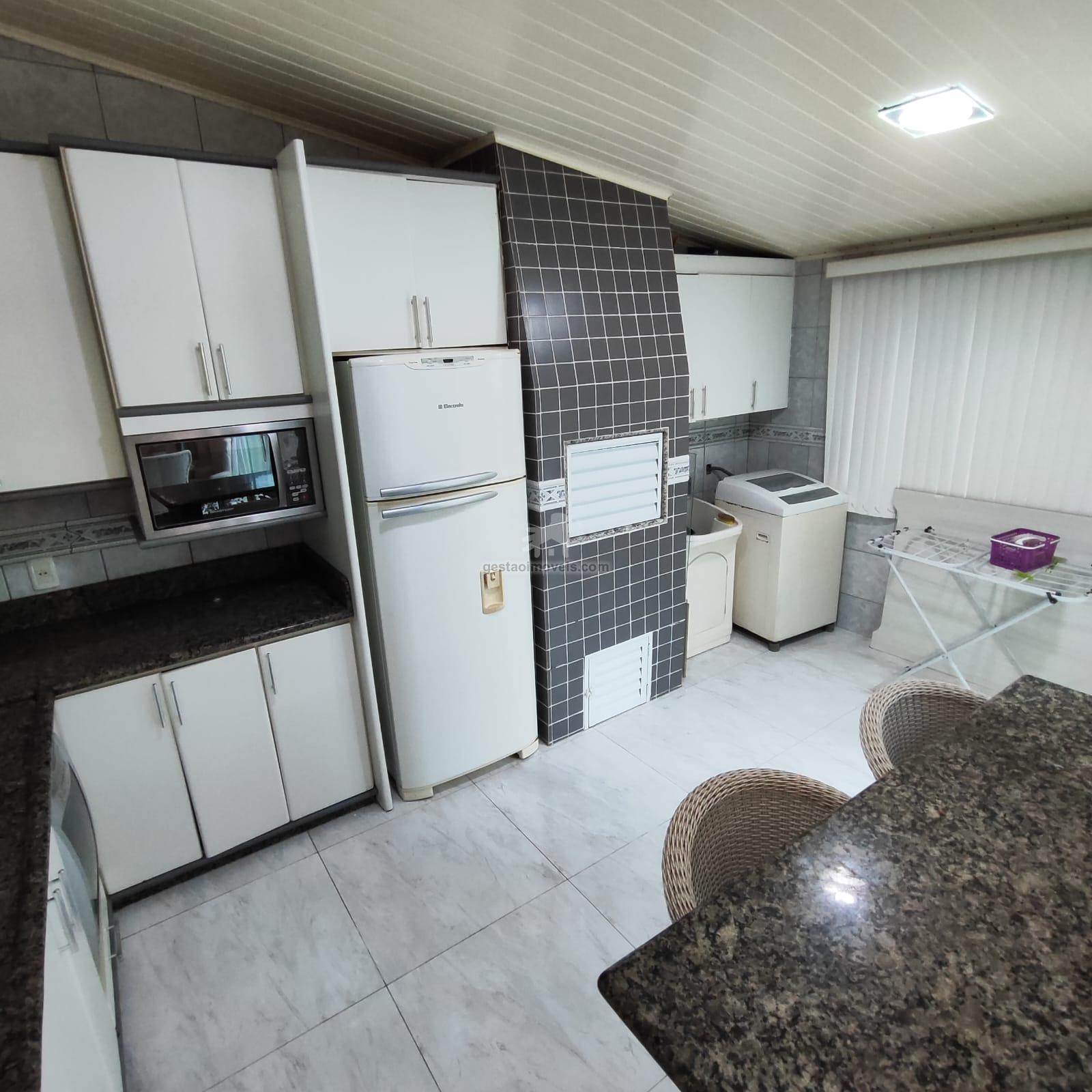 Apartamento para alugar com 3 quartos, 120m² - Foto 9