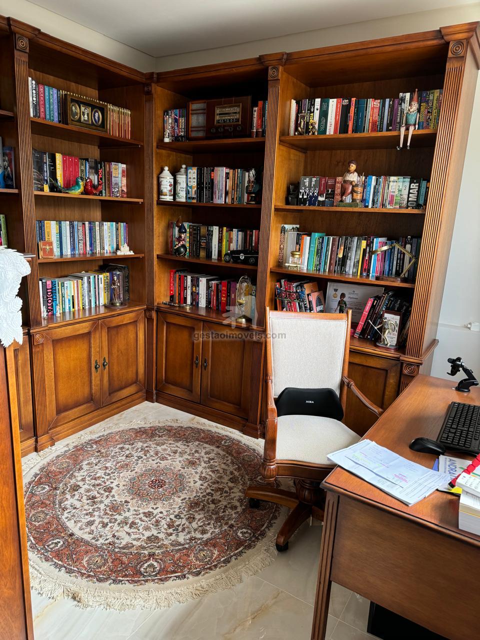 Casa, 3 quartos, 252 m² - Foto 16