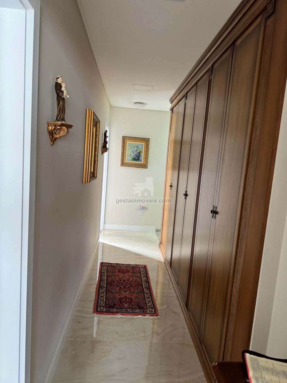 Casa, 3 quartos, 252 m² - Foto 20