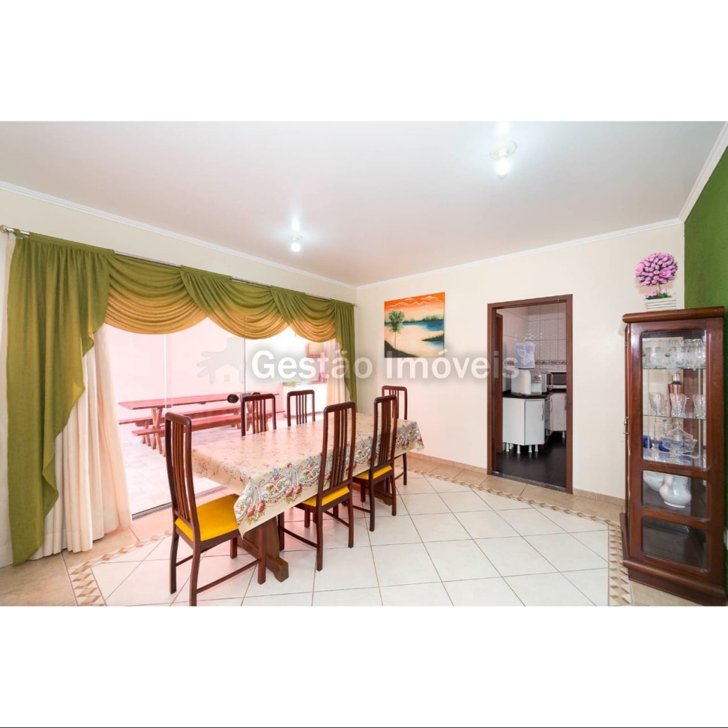 Casa, 4 quartos, 231 m² - Foto 8